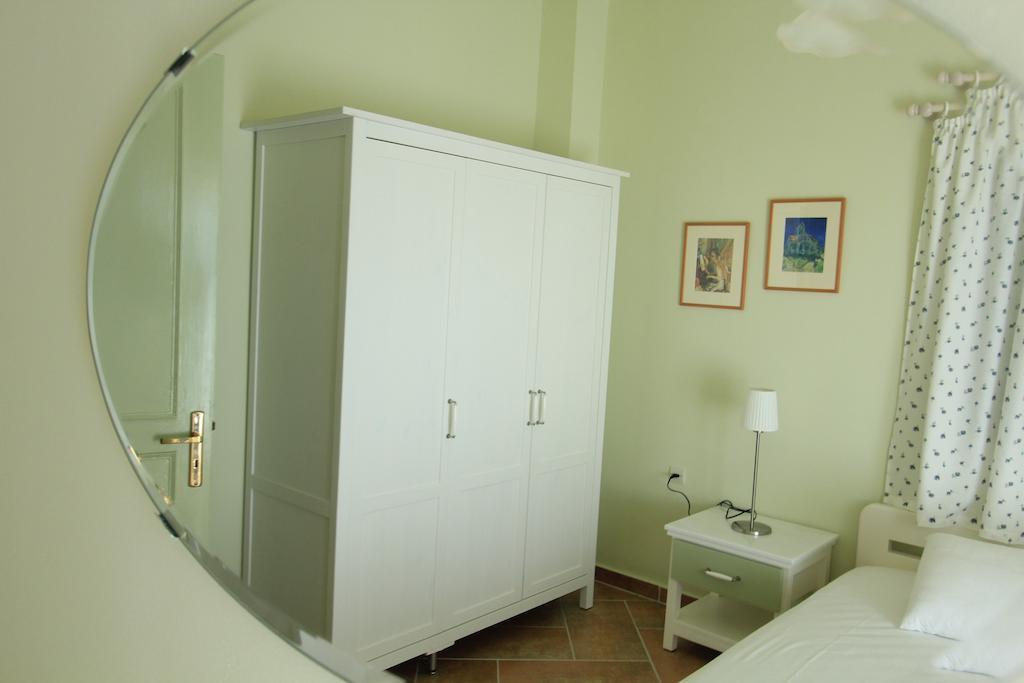Iliobasilema Studios & Apartments Fiskardo Pokoj fotografie